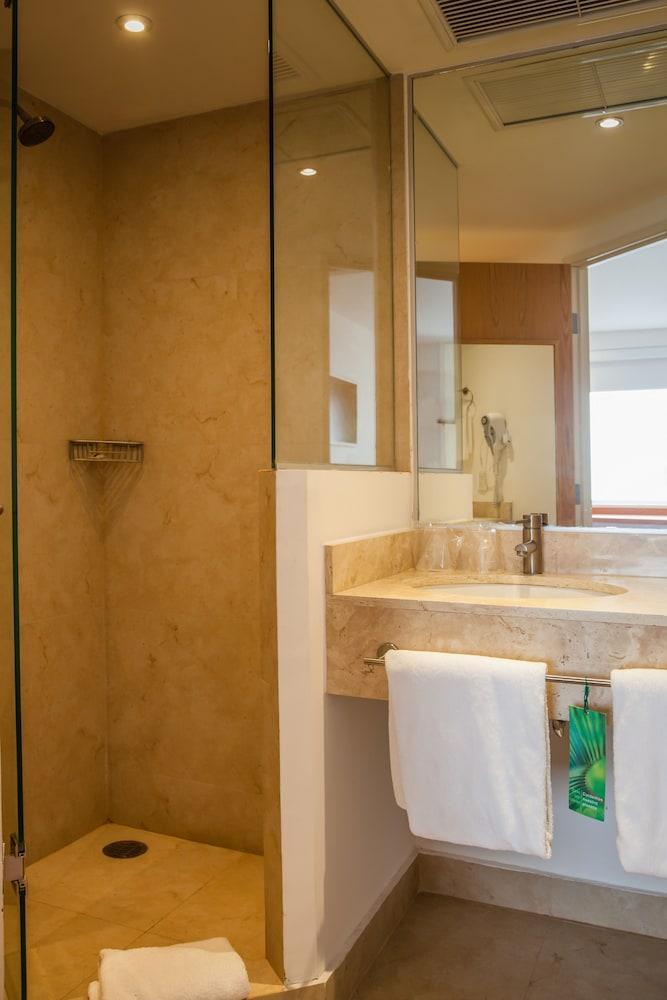 Sleep Inn Leon Antares エクステリア 写真