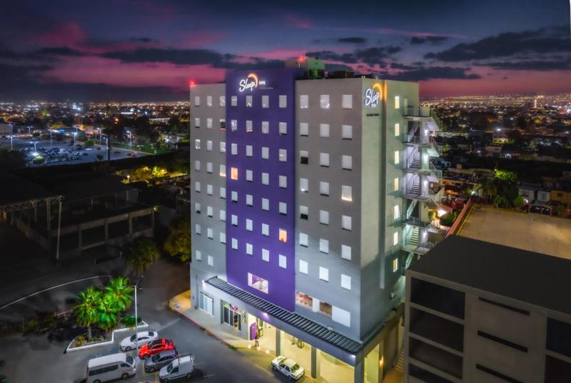 Sleep Inn Leon Antares エクステリア 写真